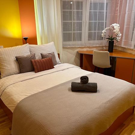 Large, Luxury Condo With Sauna Přemyšl Exteriér fotografie