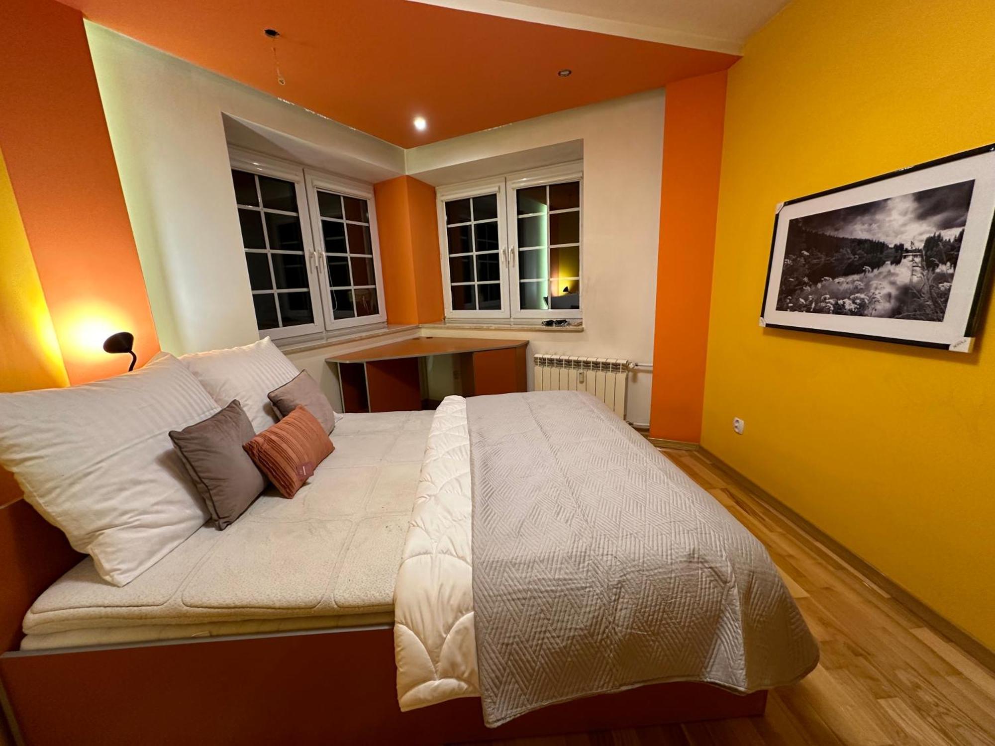 Large, Luxury Condo With Sauna Přemyšl Exteriér fotografie